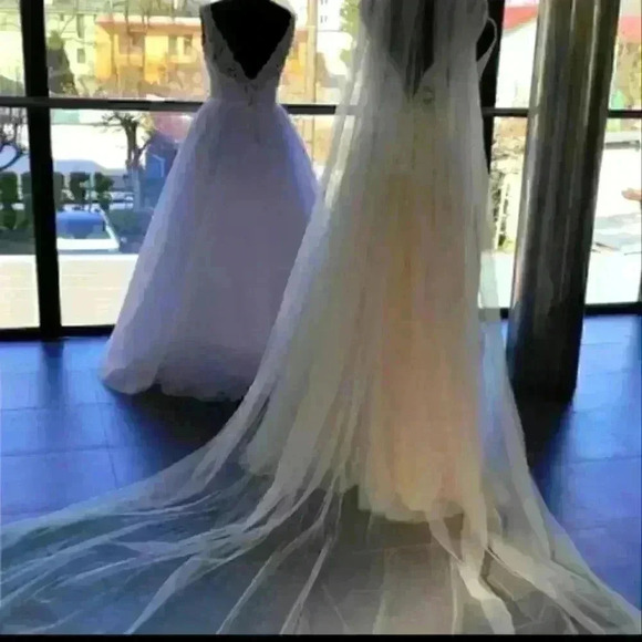 New Veils, White or Ivory - Picture 7 of 16